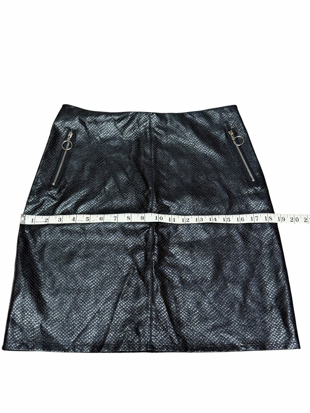 POSH Black Faux Leather Zip-Pocket Mini Skirt - Picture 4 of 9